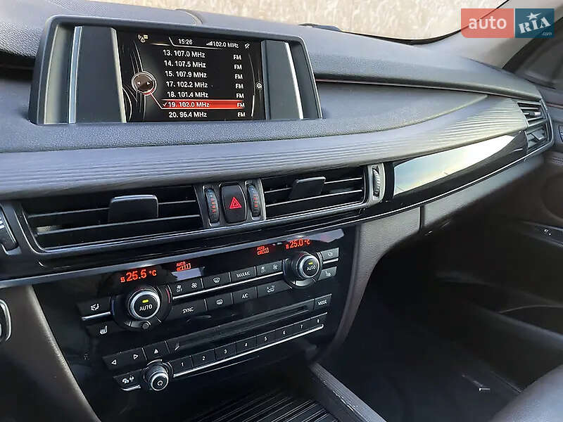 Внедорожник / Кроссовер BMW X5 2017 в Днепре