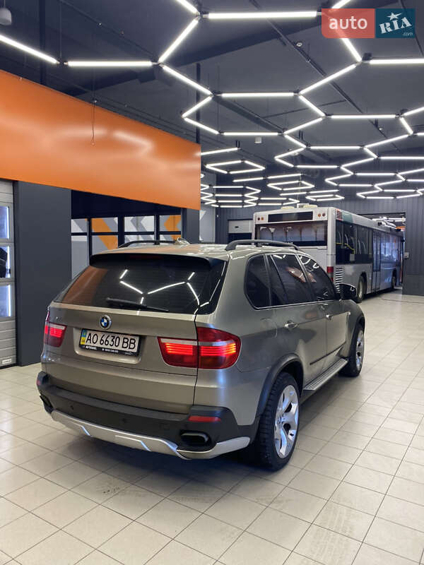 Позашляховик / Кросовер BMW X5 2007 в Ужгороді