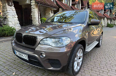 Позашляховик / Кросовер BMW X5 2013 в Львові