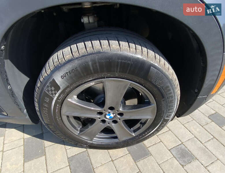 Внедорожник / Кроссовер BMW X5 2012 в Ковеле
