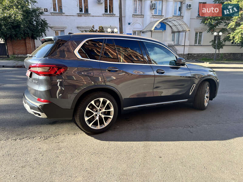 Позашляховик / Кросовер BMW X5 2020 в Полтаві