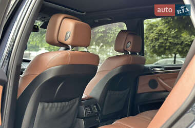 Позашляховик / Кросовер BMW X5 2011 в 