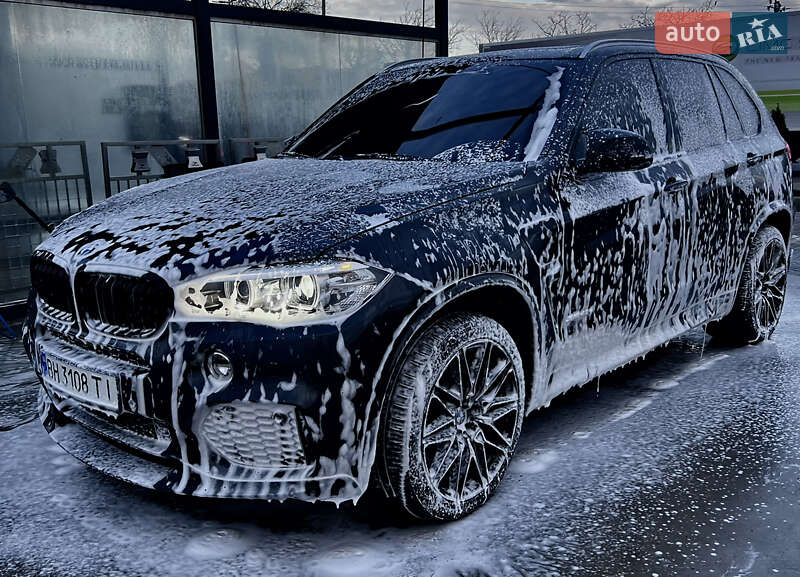 Внедорожник / Кроссовер BMW X5 2016 в Одессе