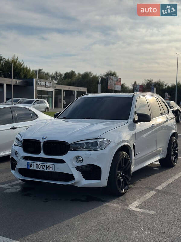 Позашляховик / Кросовер BMW X5 2014 в Бучі