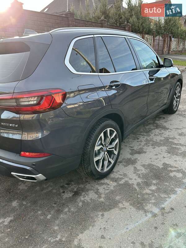 Позашляховик / Кросовер BMW X5 2019 в Рівному