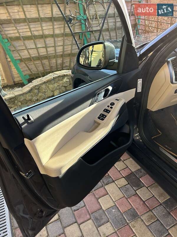 Позашляховик / Кросовер BMW X5 2019 в Рівному