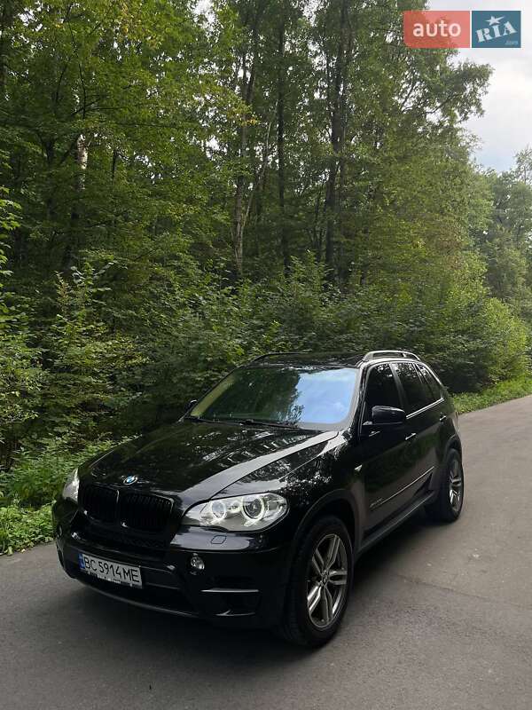 Внедорожник / Кроссовер BMW X5 2012 в Львове