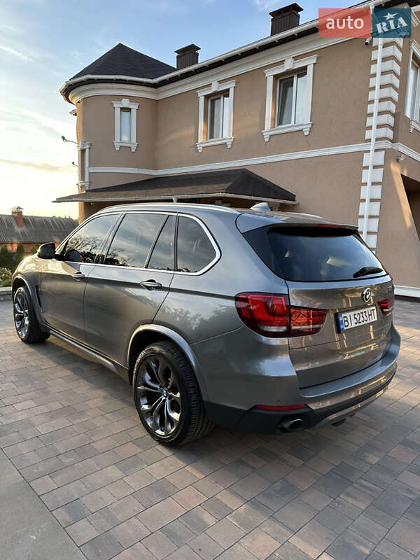Внедорожник / Кроссовер BMW X5 2016 в Полтаве