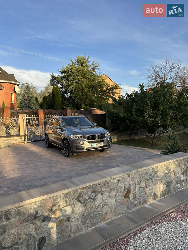 Внедорожник / Кроссовер BMW X5 2016 в Полтаве