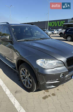 Внедорожник / Кроссовер BMW X5 2012 в 