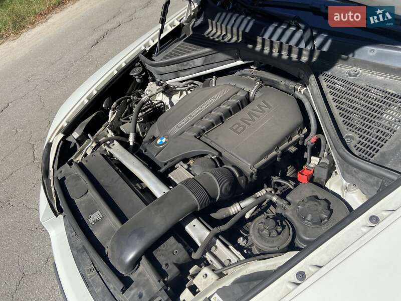 Внедорожник / Кроссовер BMW X5 2012 в Киеве