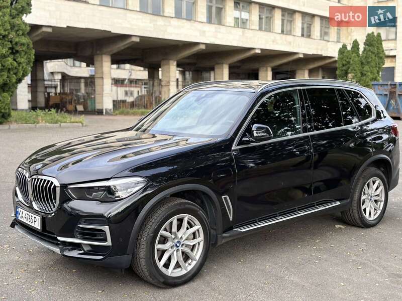 Внедорожник / Кроссовер BMW X5 2022 в Киеве
