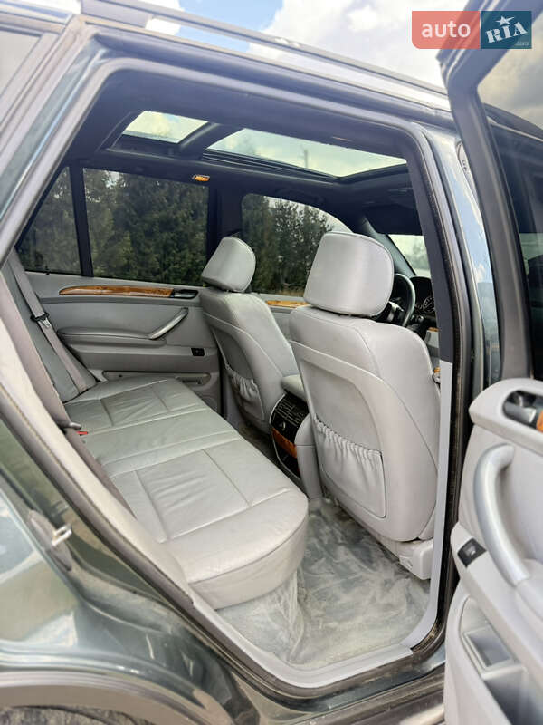 Позашляховик / Кросовер BMW X5 2005 в Чернівцях