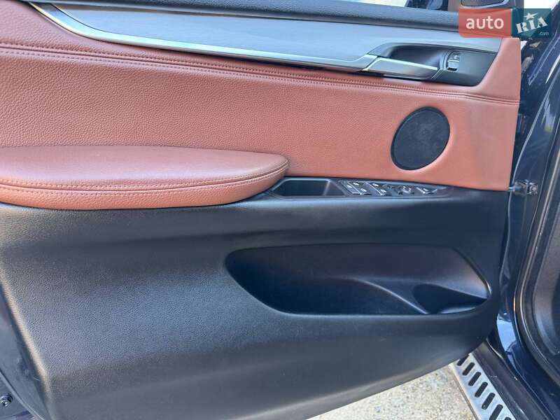 Внедорожник / Кроссовер BMW X5 2014 в Львове