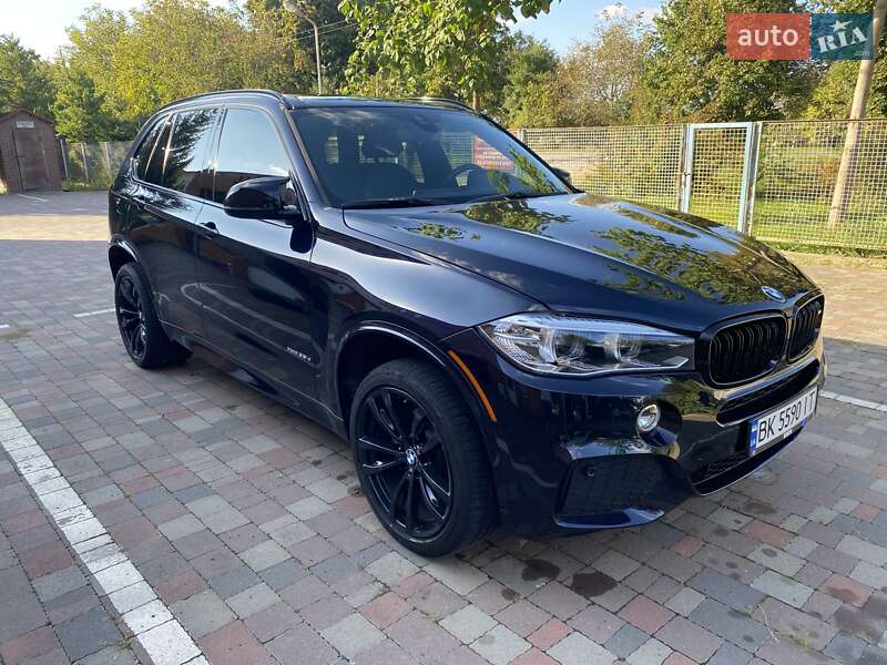Внедорожник / Кроссовер BMW X5 2017 в Ровно