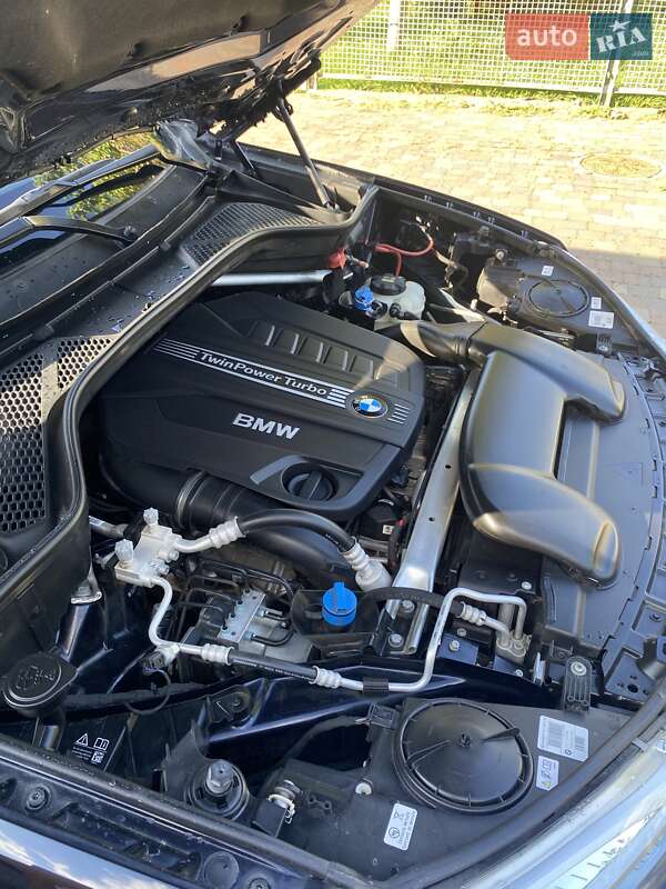 Внедорожник / Кроссовер BMW X5 2017 в Ровно