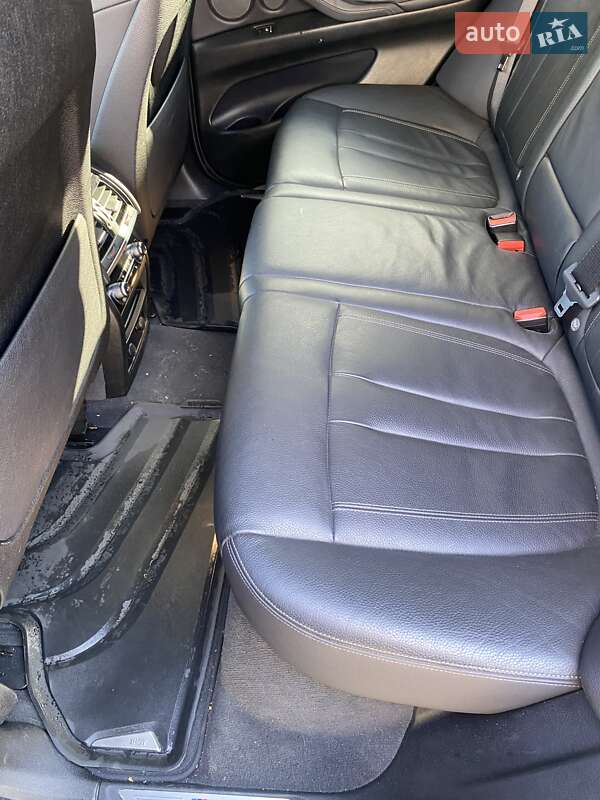 Внедорожник / Кроссовер BMW X5 2017 в Ровно