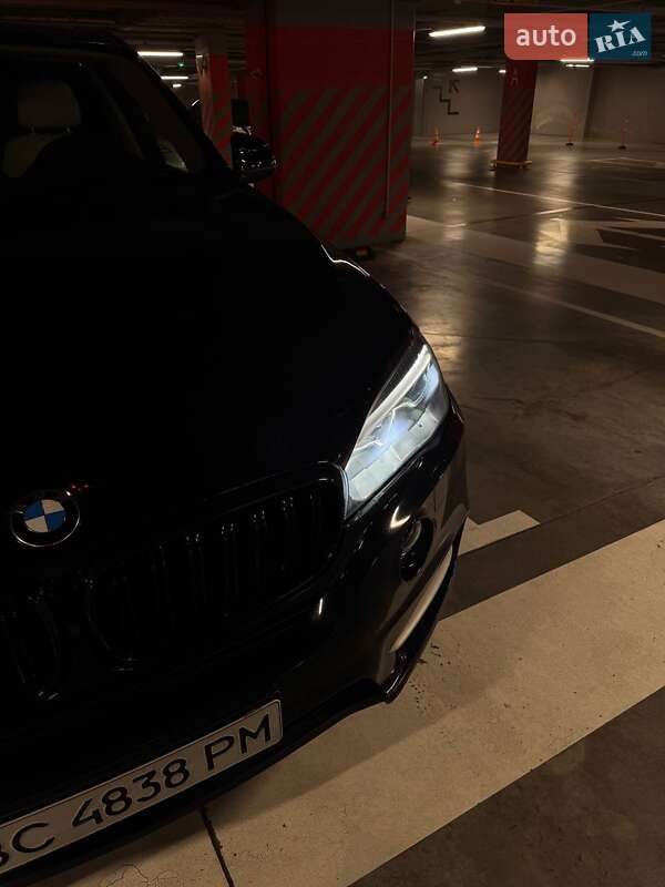 Позашляховик / Кросовер BMW X5 2016 в Львові