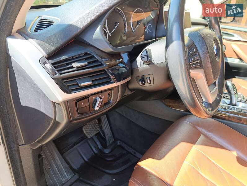 Позашляховик / Кросовер BMW X5 2014 в Ізмаїлі