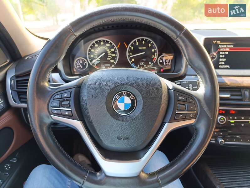 Позашляховик / Кросовер BMW X5 2014 в Ізмаїлі