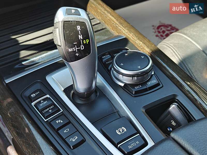 Позашляховик / Кросовер BMW X5 2015 в Львові фото 17 Позашляховик / Кросовер BMW X5 2015 в Львові