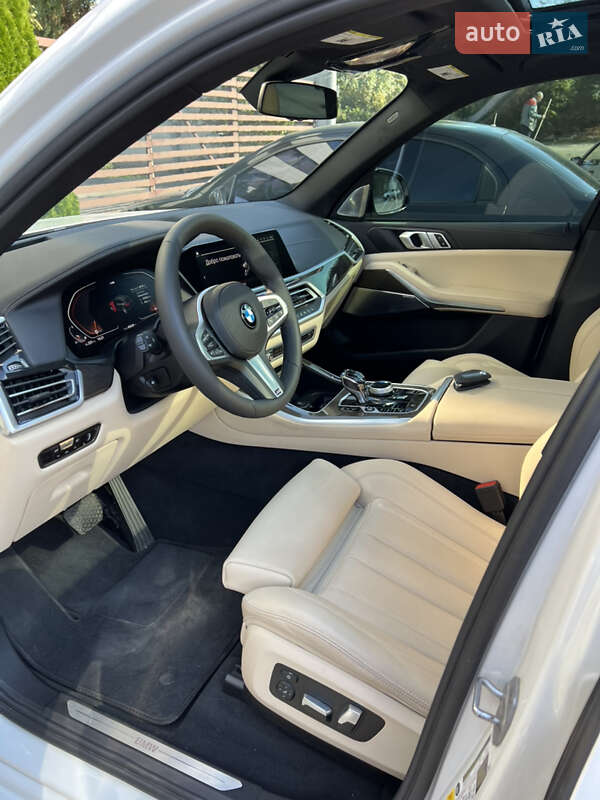 Внедорожник / Кроссовер BMW X5 2022 в Днепре