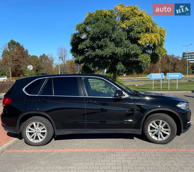 Позашляховик / Кросовер BMW X5 2017 в Львові