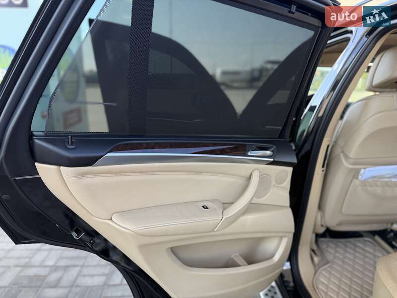 Внедорожник / Кроссовер BMW X5 2013 в Днепре