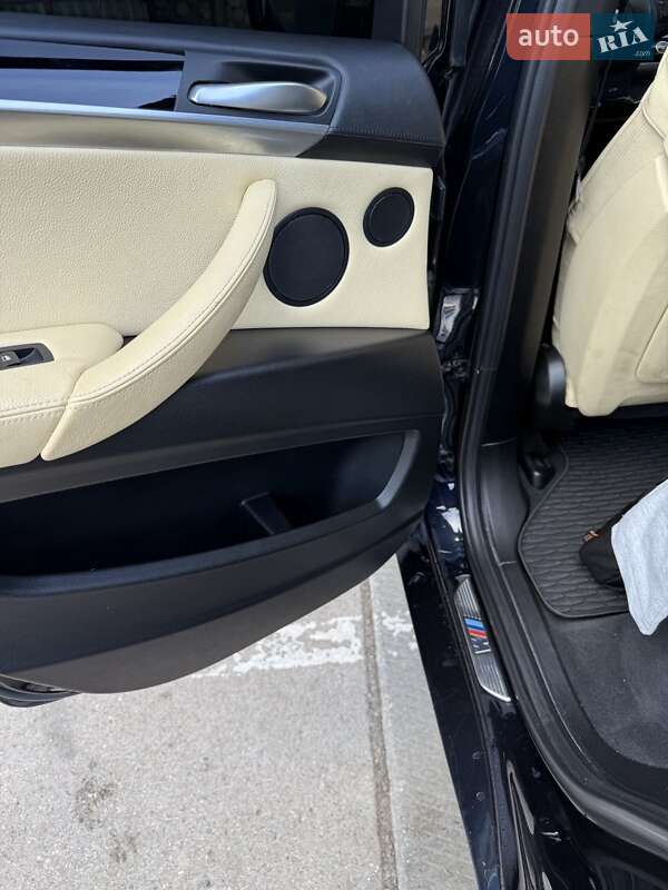 Позашляховик / Кросовер BMW X5 2013 в Львові