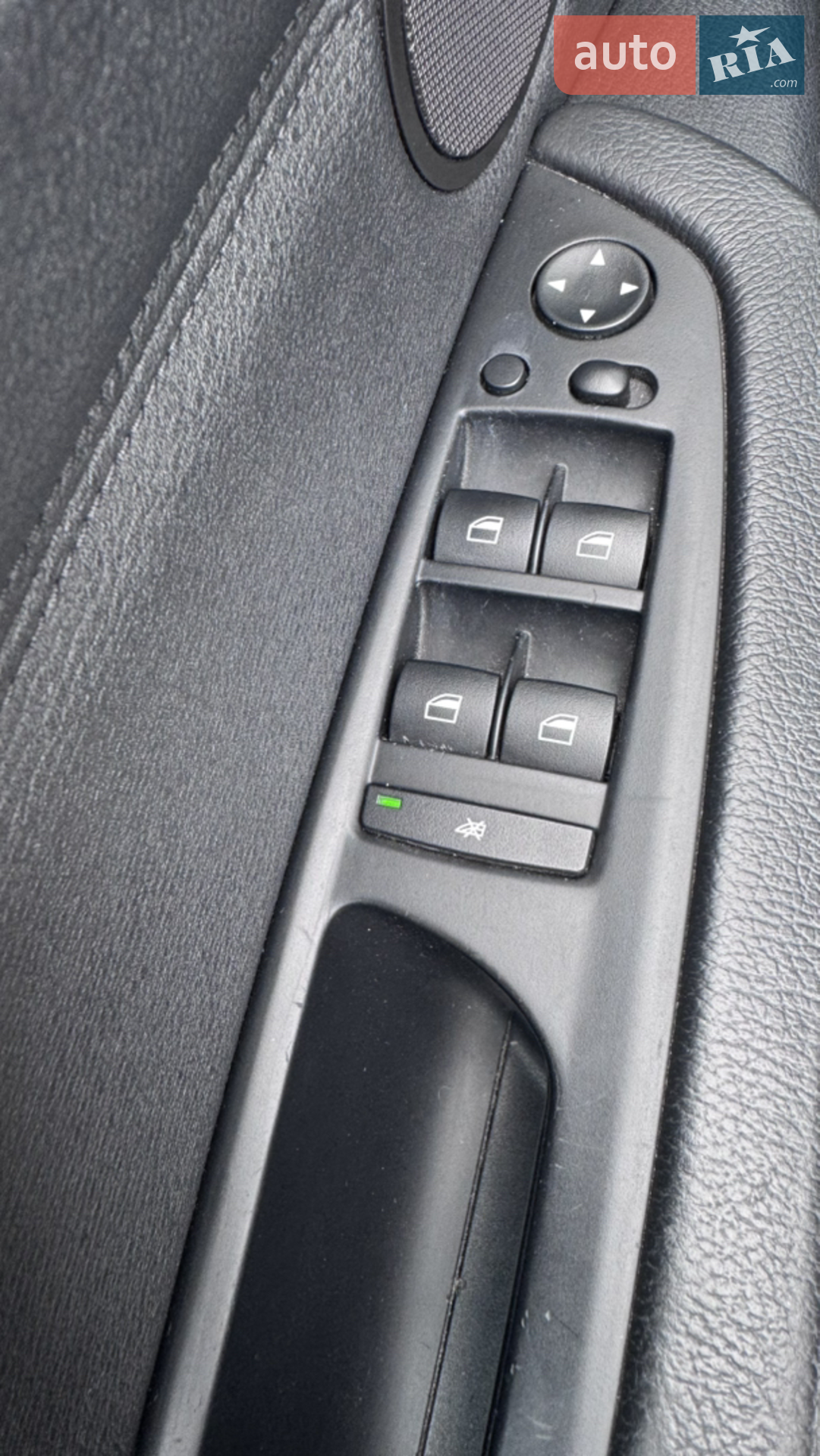 2010 BMW X5 - мініатюра 21