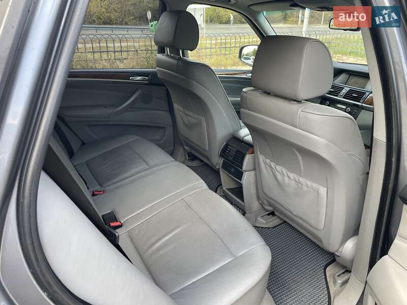 Внедорожник / Кроссовер BMW X5 2007 в Днепре