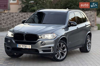 Позашляховик / Кросовер BMW X5 2016 в Рівному