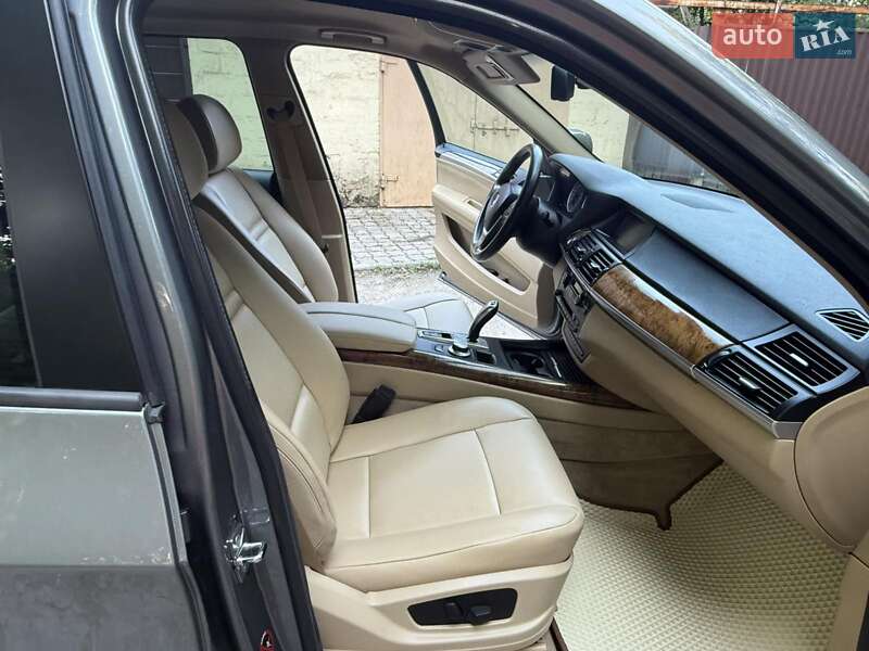 Позашляховик / Кросовер BMW X5 2008 в Запоріжжі