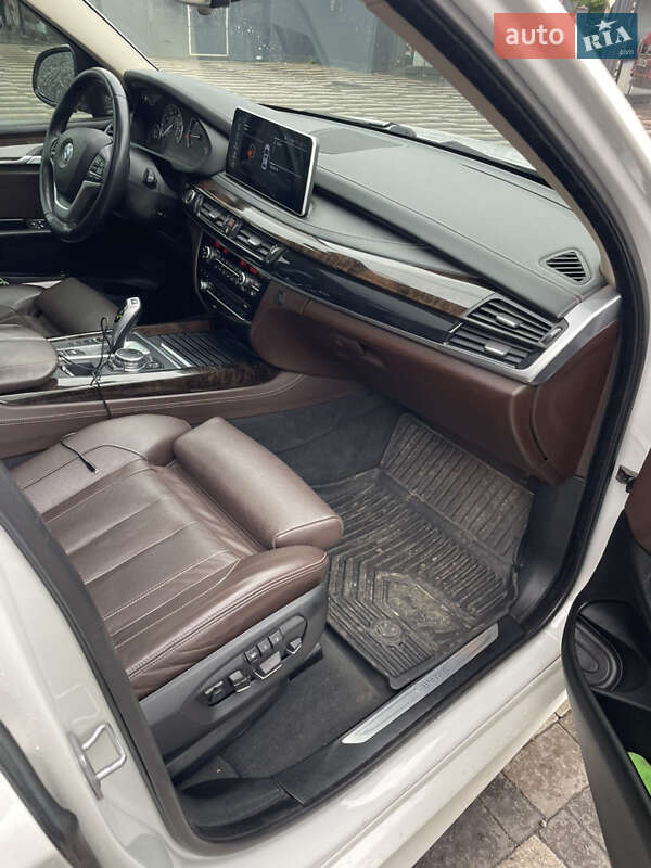 Внедорожник / Кроссовер BMW X5 2015 в Львове фото 14 Внедорожник / Кроссовер BMW X5 2015 в Львове