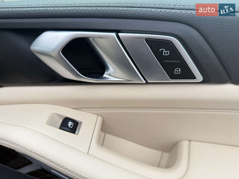 Позашляховик / Кросовер BMW X5 2020 в Луцьку