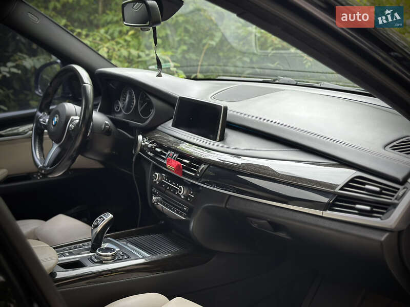 Позашляховик / Кросовер BMW X5 2014 в Києві