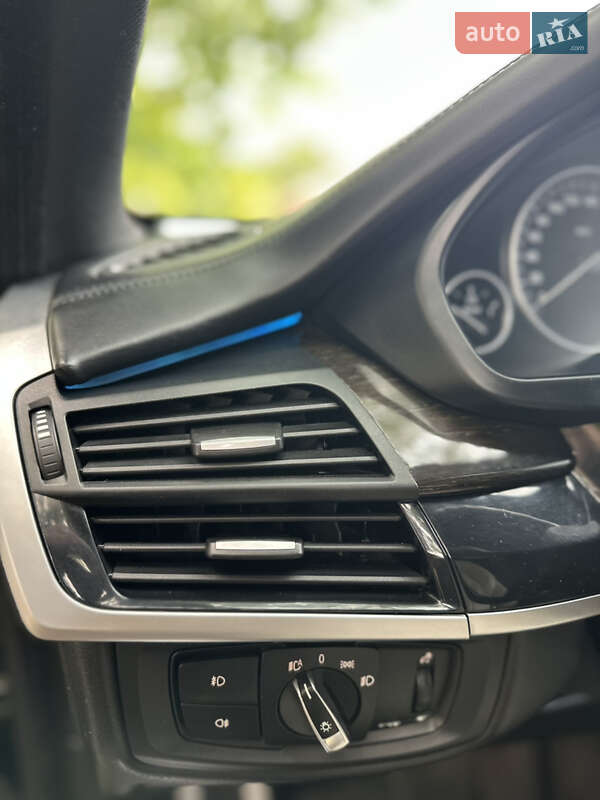 Позашляховик / Кросовер BMW X5 2014 в Києві
