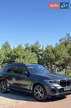Позашляховик / Кросовер BMW X5 2019 в Чернівцях