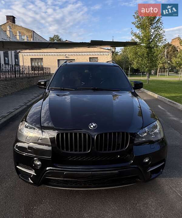 Внедорожник / Кроссовер BMW X5 2012 в Киеве