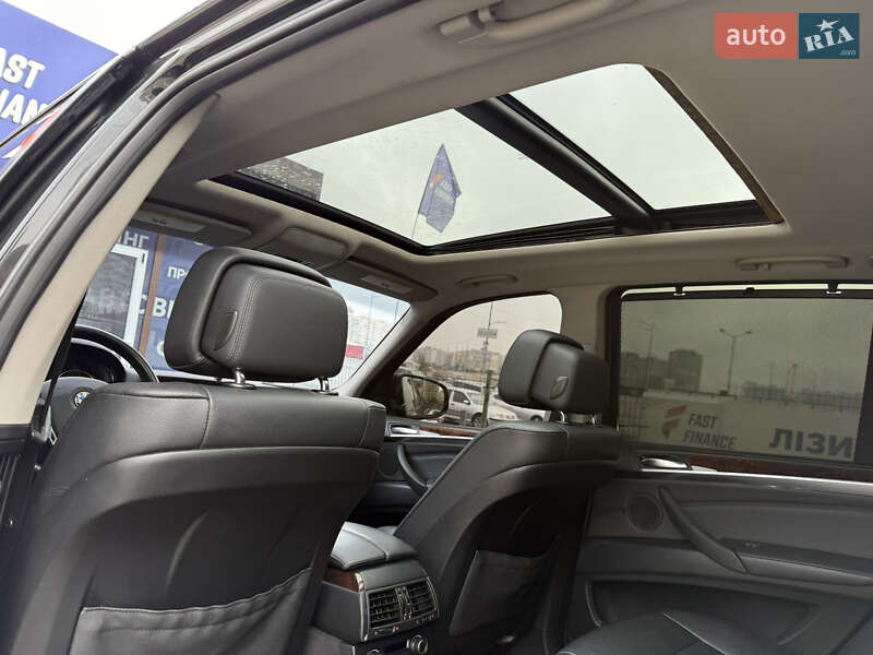 Позашляховик / Кросовер BMW X5 2011 в Києві