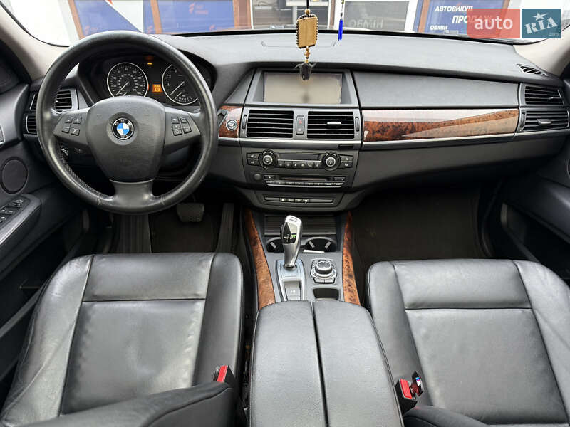 Позашляховик / Кросовер BMW X5 2011 в Києві