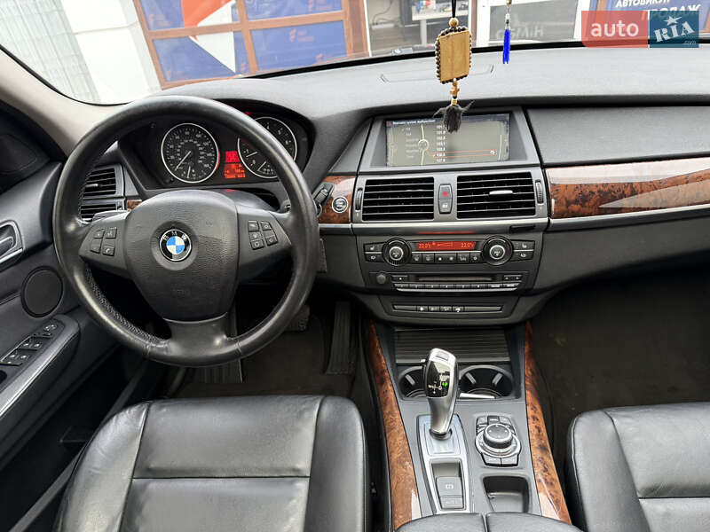 Позашляховик / Кросовер BMW X5 2011 в Києві