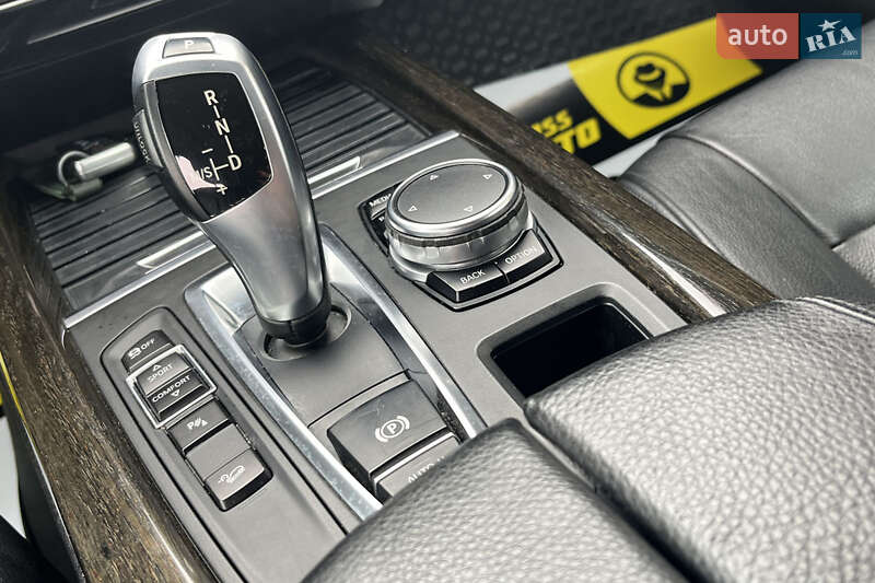 Позашляховик / Кросовер BMW X5 2015 в Стрию