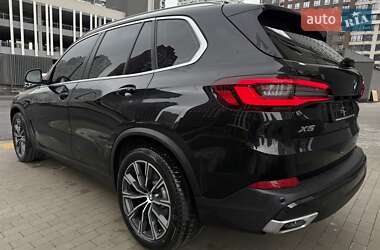 Внедорожник / Кроссовер BMW X5 2022 в Киеве