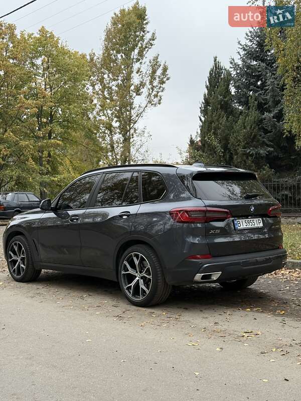 Внедорожник / Кроссовер BMW X5 2018 в Полтаве