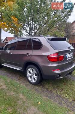 Позашляховик / Кросовер BMW X5 2011 в Рокитному