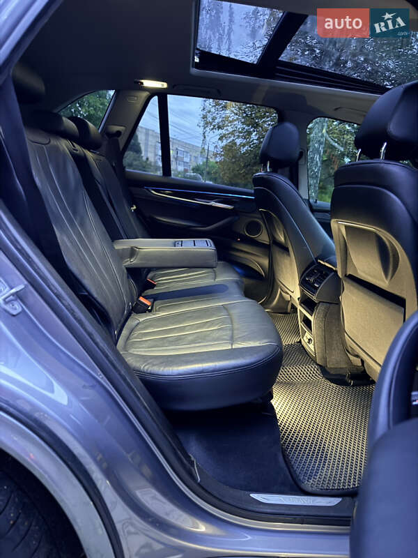 Внедорожник / Кроссовер BMW X5 2014 в Черновцах