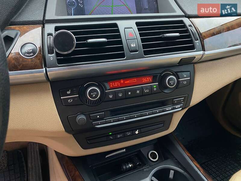 Позашляховик / Кросовер BMW X5 2013 в Львові фото 17 Позашляховик / Кросовер BMW X5 2013 в Львові