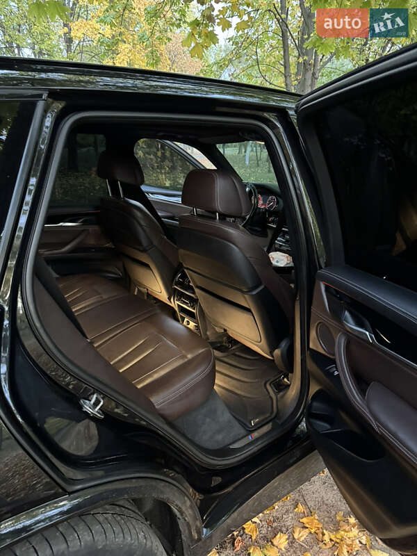 Внедорожник / Кроссовер BMW X5 2016 в Никополе