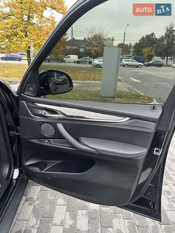 Внедорожник / Кроссовер BMW X5 2017 в Киеве